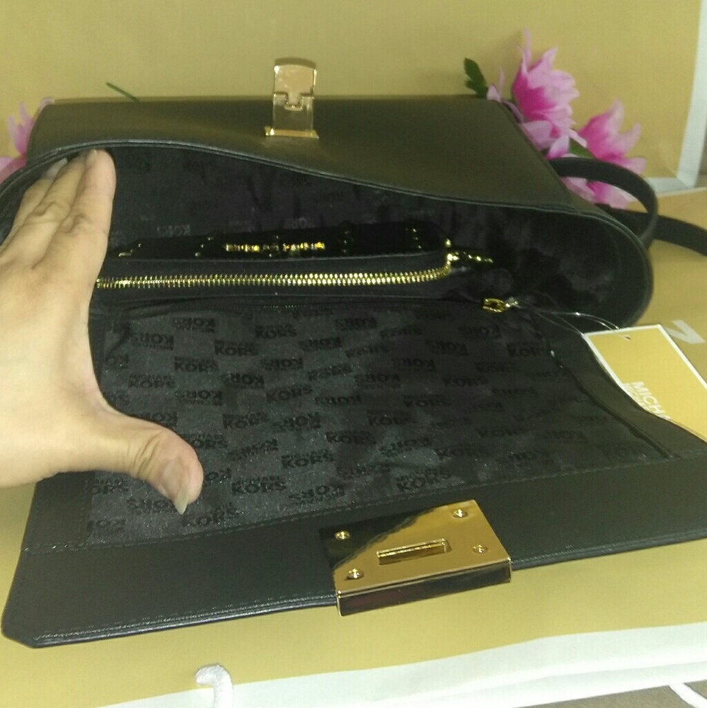 NWT Michael kors purse bag crossbody w/ wallet set - Picture 7 of 8